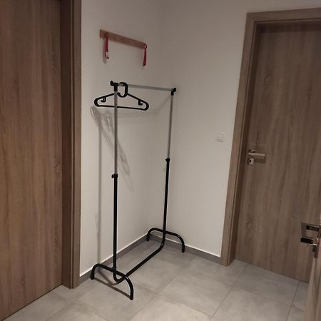 Brand New Studio Apartment #24 In Elite Residence With Free Secure Parking In The Center Praha Bagian luar foto